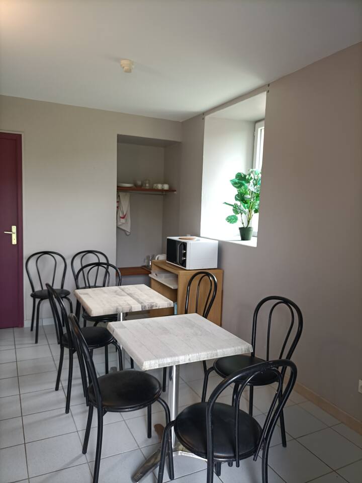 Chambre 2 Lits / Douche Privée - Clécy