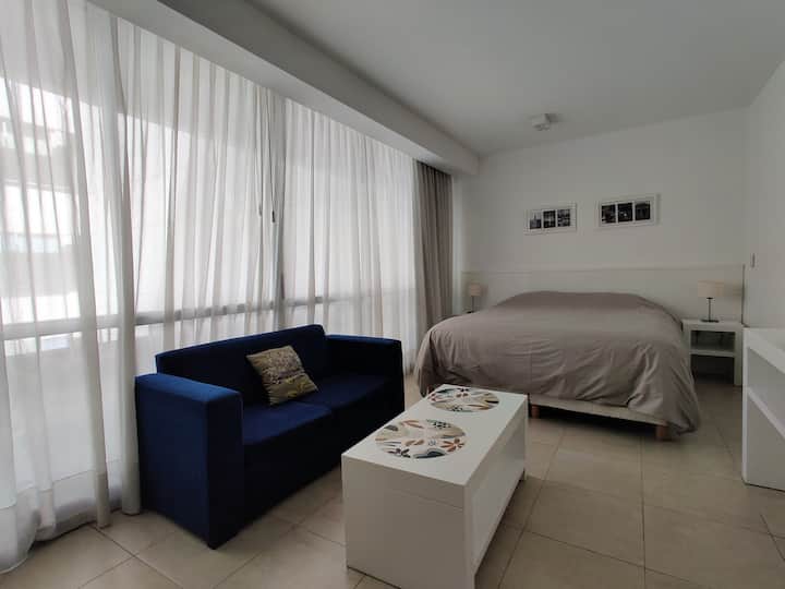 Kitnet mobiliada em San Nicolás