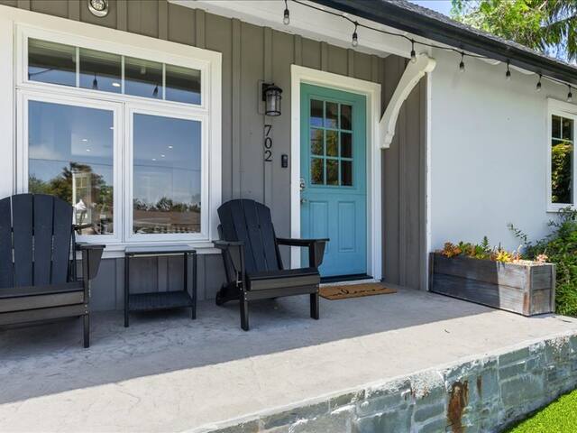 Surf Cowgirl: San Diego Oasis gallery image 3