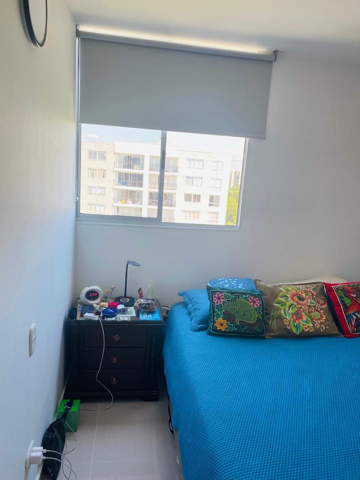 საძინებელი 1