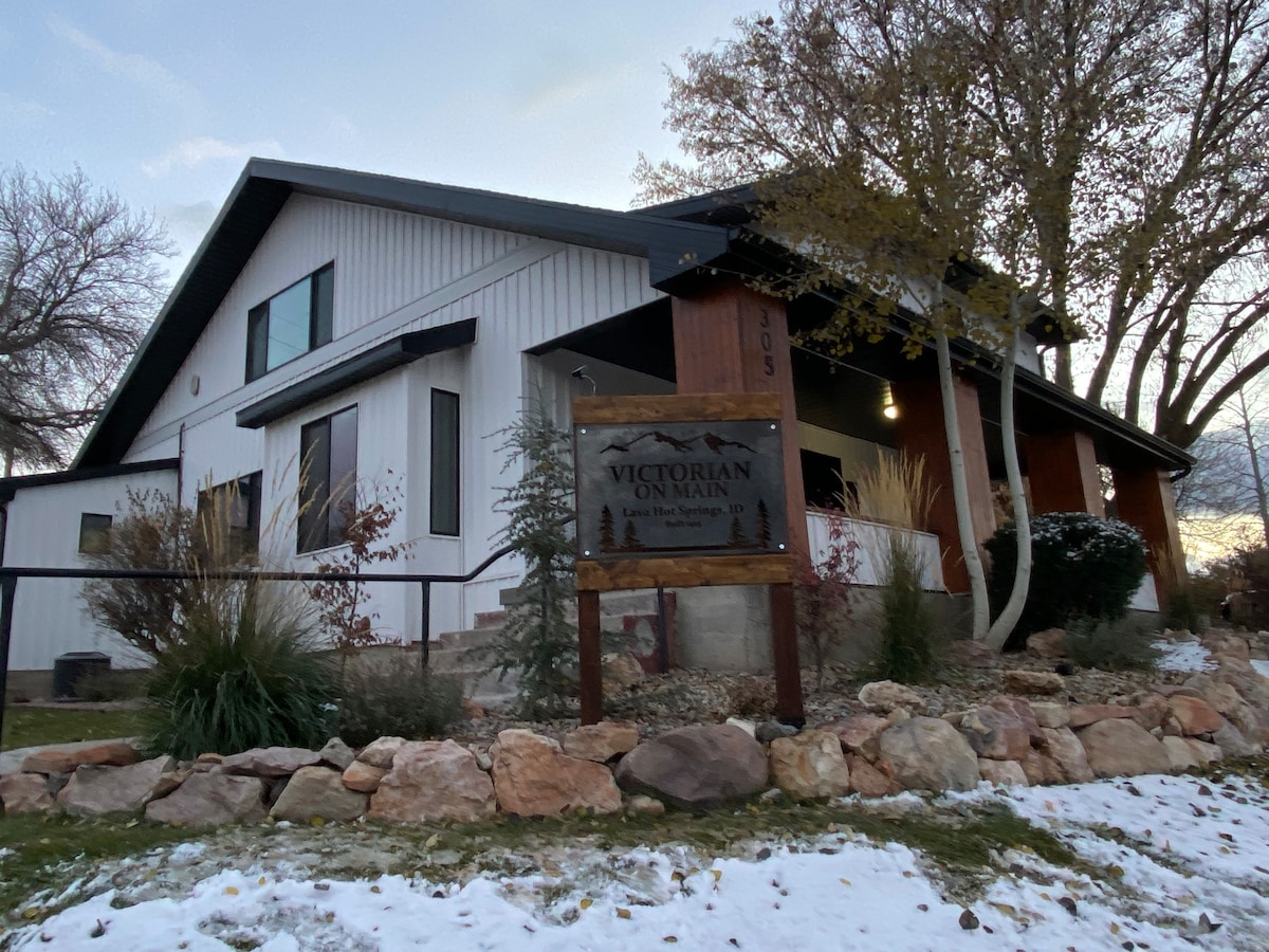 Lava Hot Springs Airbnb