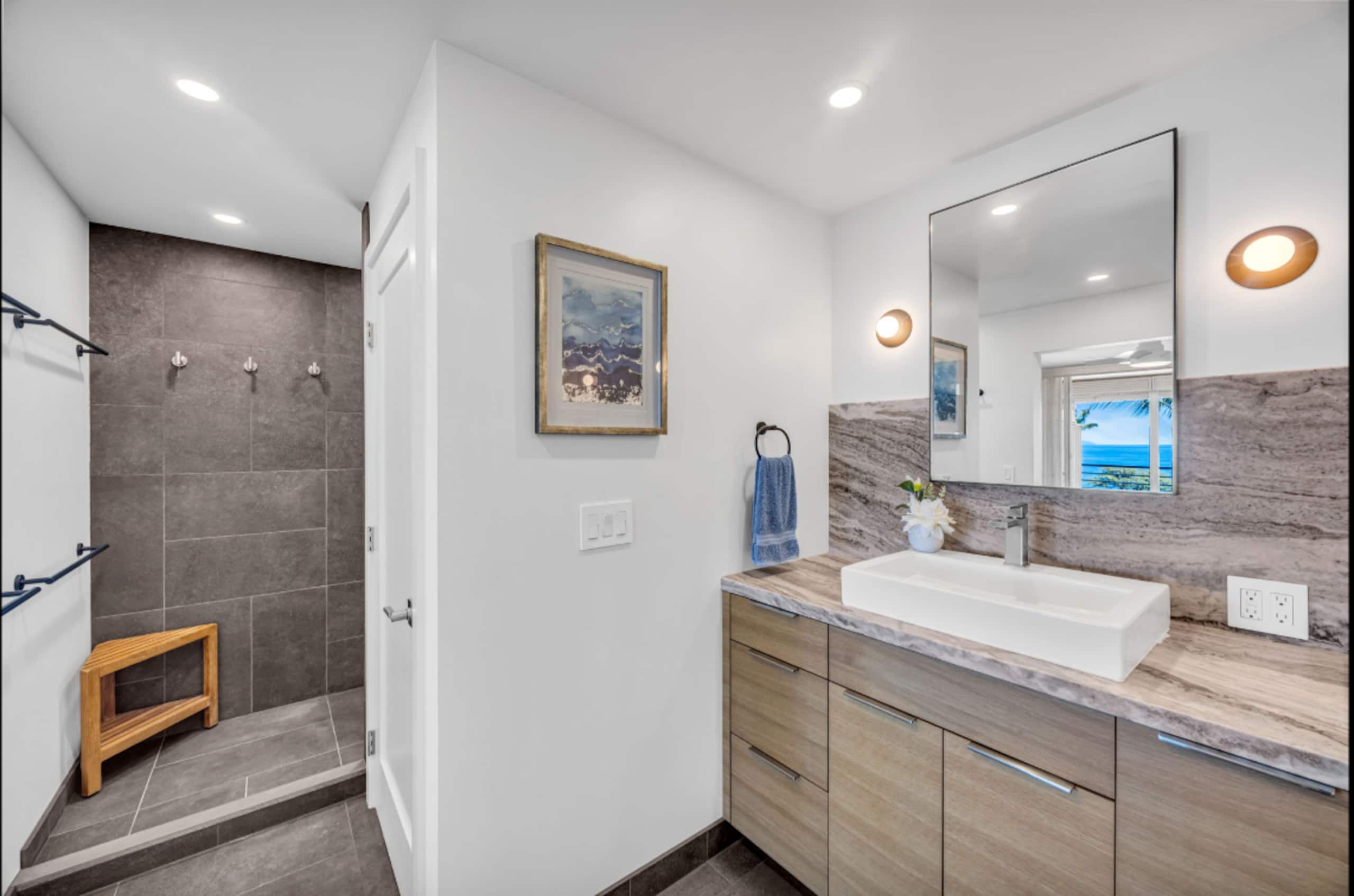Rare Kihei Penthouse Ocean View Unit 3bd Upgraded - Image 26