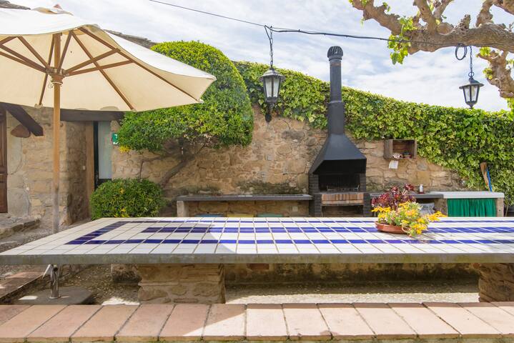 Cottage 9 people, Costa Brava Beaches 17km, Pool gallery image 5