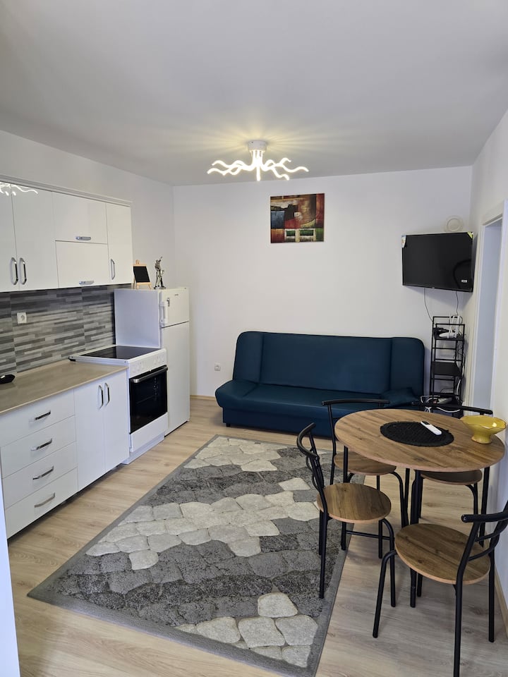 Cozy Corners Ap. Aria