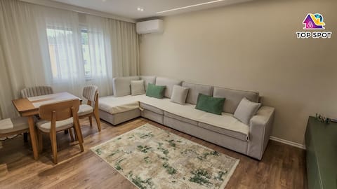 Top Airbnb: Top Spot Apartment Shkoder. Free Bikes in Lagjja 4