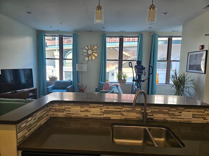 Amazing Downtown Marina Condo With Garage Parking - Buffalo, NY