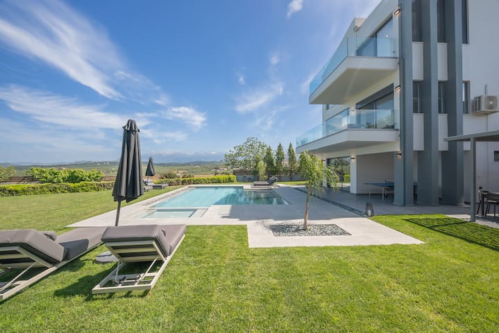 Villa Aurora 1- Getaway Bliss