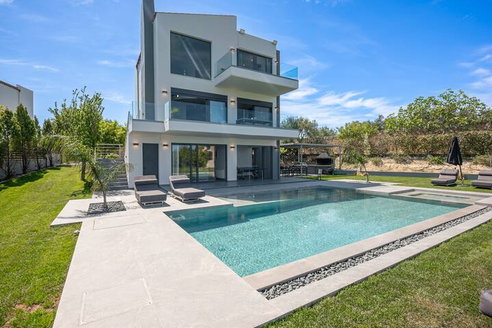 Villa Aurora 1- Getaway Bliss gallery image 2