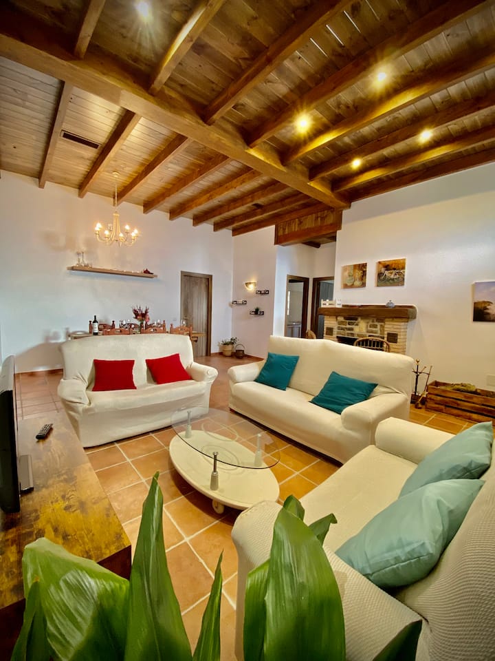 Maravillosa Casa Rural Familiar - Archidona