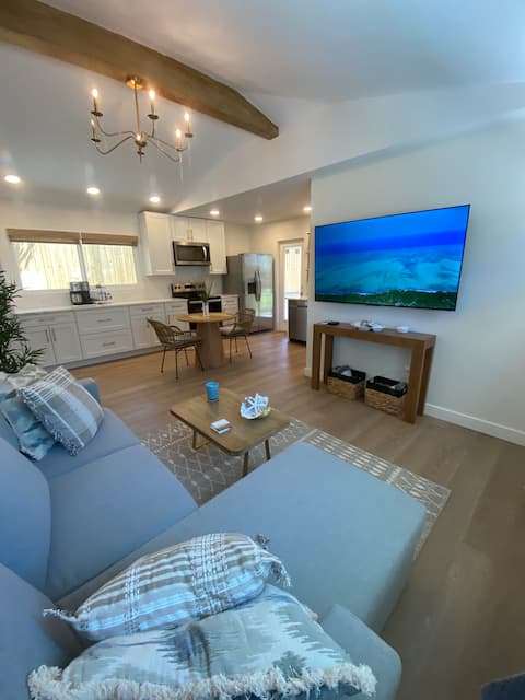 Top Airbnb: New! Siesta Beach Guest House with pool! in South Sarasota