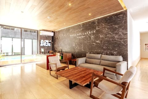 Successful Airbnb property: Walk to the SEA, Parking, GYM in Aviación