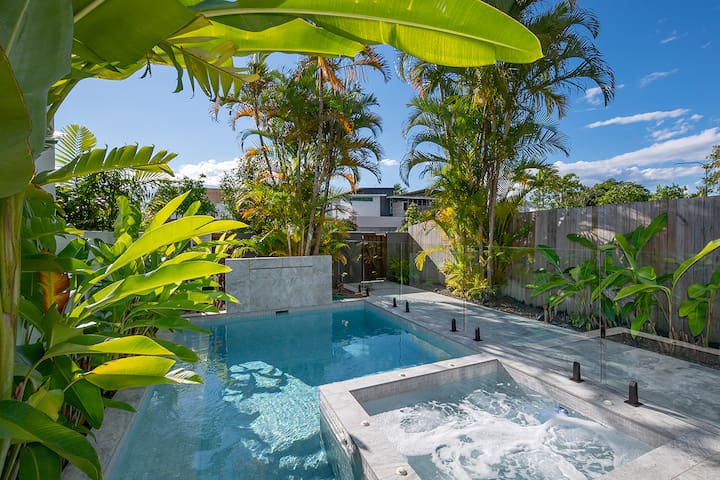 Private Noosa Villa Oasis