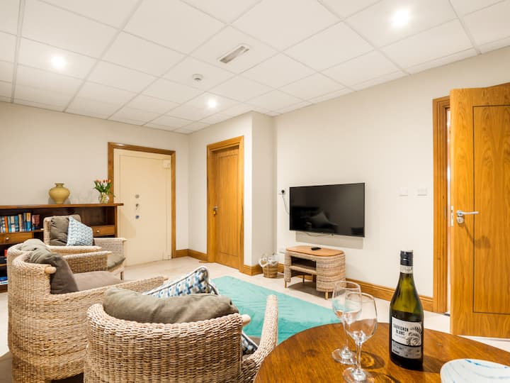 1 Chapel Lane House - Clifden