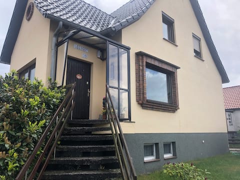 Leistungsstarkes Airbnb: Small quiet apartment in Trassenheide