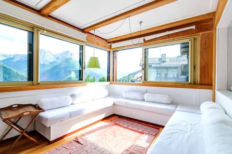 Top performing Airbnb: Chalet Monciòn, w/ stunning Dolomites view in San Giovanni Di Fassa