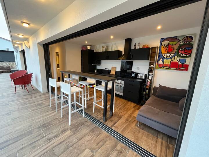 Logement Et Piscine 6 Personnes - Nîmes