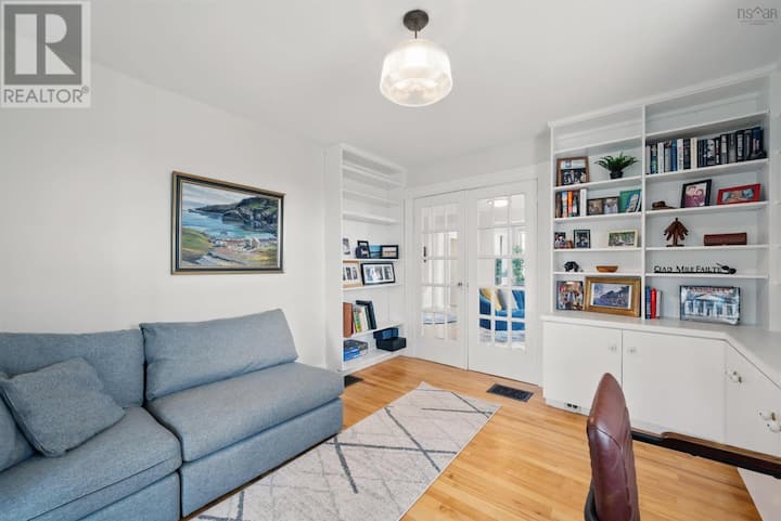 Cottage In The City - Halifax