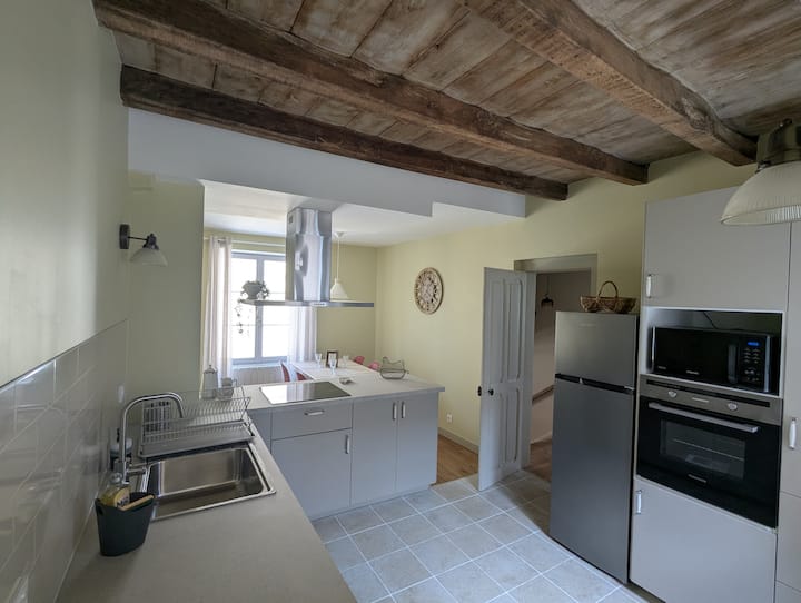 Petite Maison "Cœur De Ville" Avec Cour Intérieure - La Châtre