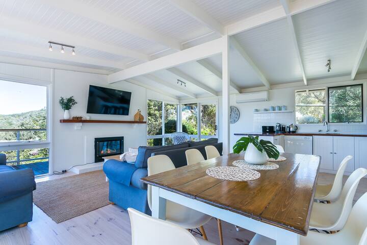 Heated Infinity Pool & Kids Retreat, Sorrento gallery image 5