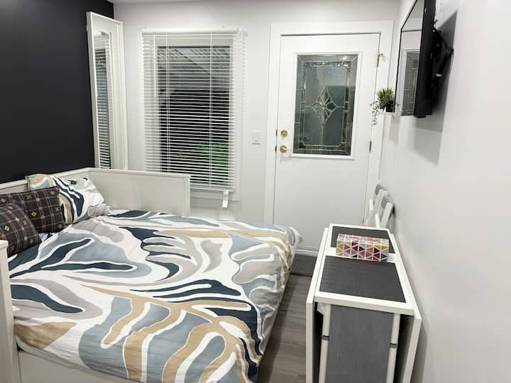 Krevet se lako može pretvoriti u veliki bračni krevet 