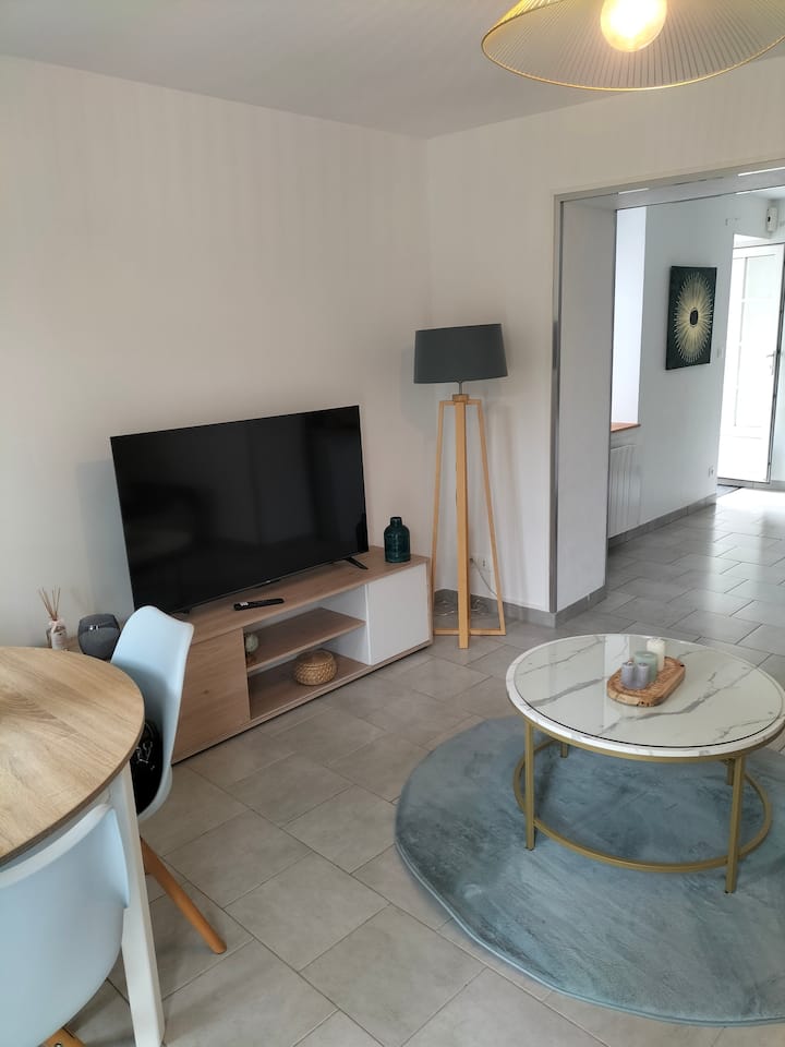 Appartement En Rez De Jardin. - Caen