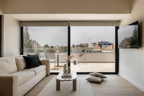 The Uptown - Executive apartment