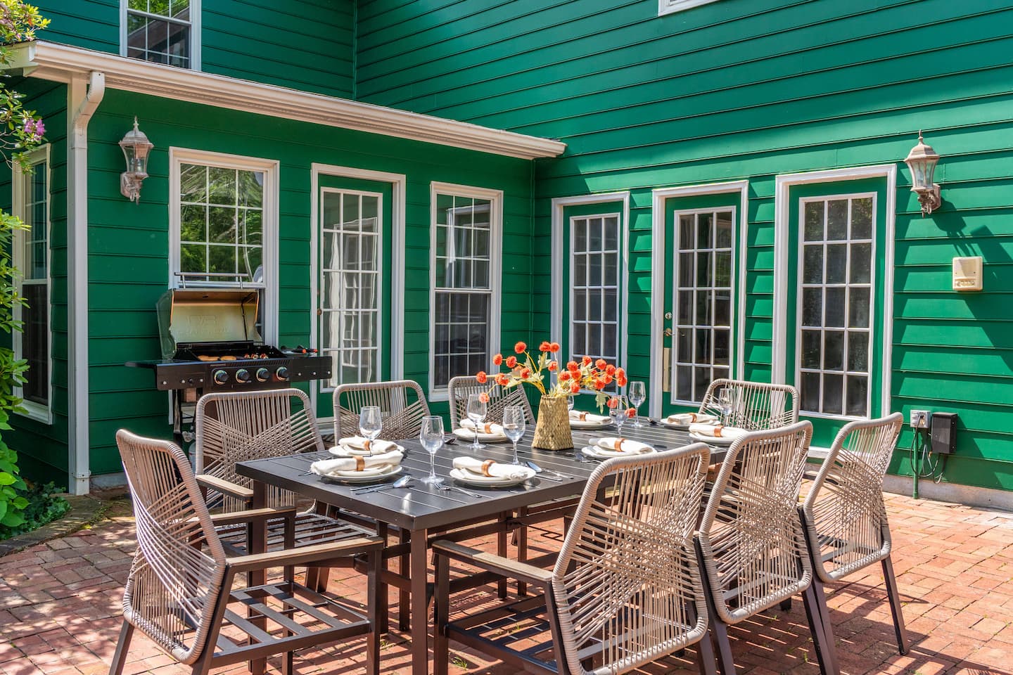 Photo 29 — Outdoor dining patio