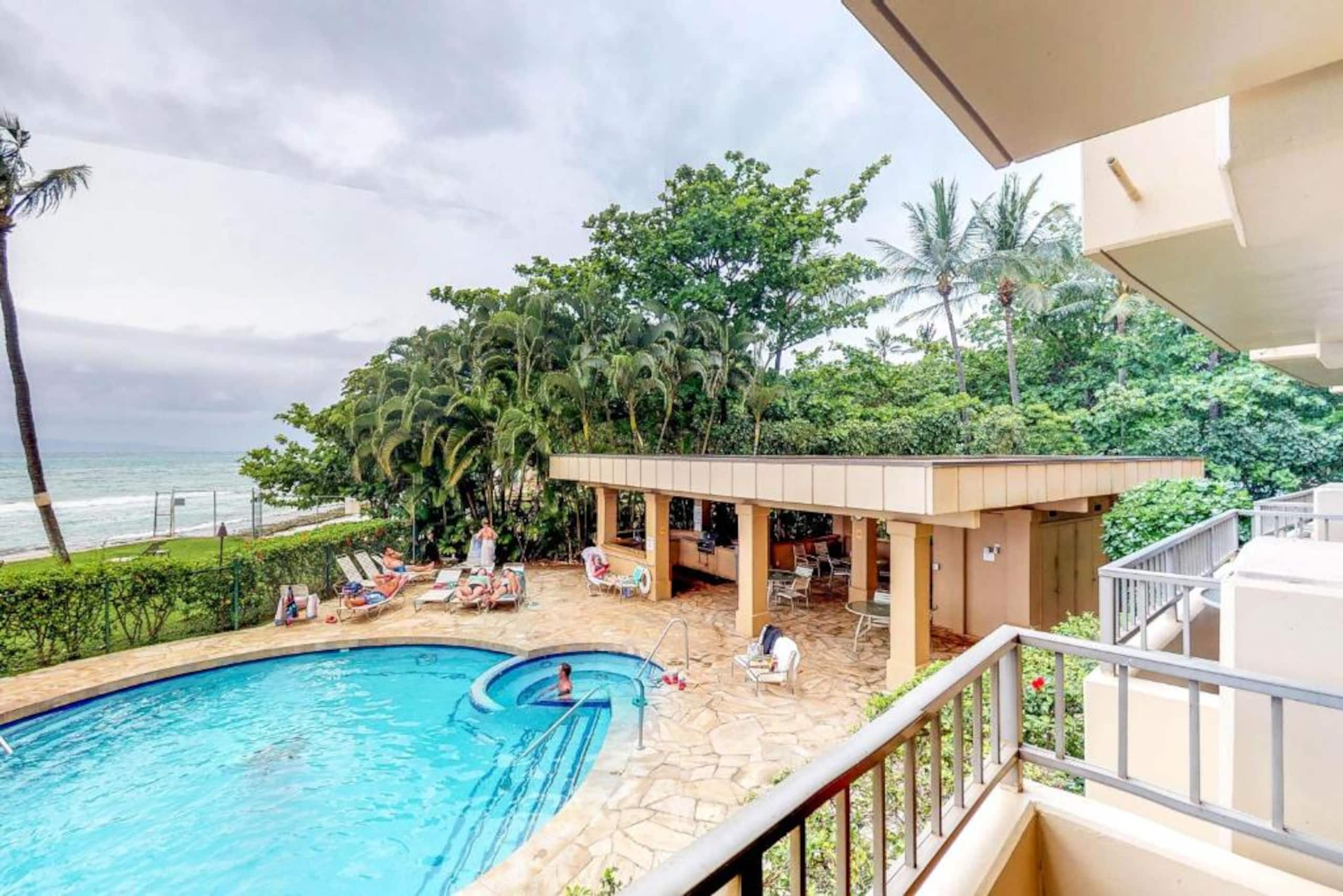 Oceanfront Gem | Sunsets + Lanai - Photo 23