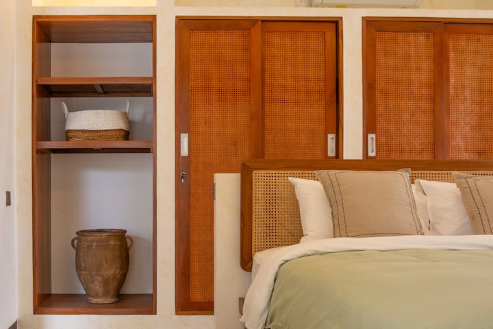 Cosy Townhouse In Berawa - Bali