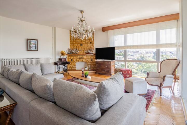 Spacious 4BR Home – Stunning Bosphorus Views! #390 gallery image 3