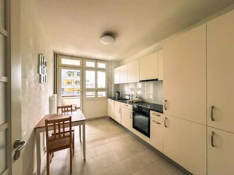 Successful Airbnb property: Cozy City Apartment in Zurich – Special Rate in Langstrasse