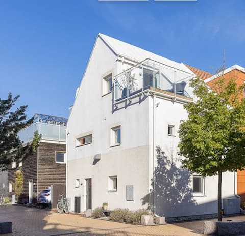 Townhouse near the sea