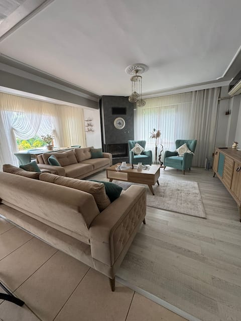 Popular Airbnb listing: Heated pool surrounded by nature at Villa Piraye in Sakarya