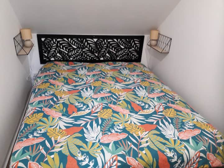 ห้องนอนอยู่ชั้นบน 