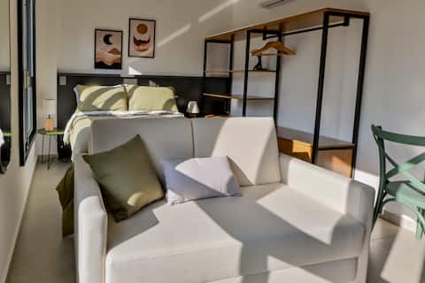 Imóvel de sucesso: Cozy studio with garage em Bigorrilho