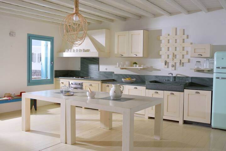 Sea View Villa Irida gallery image 3