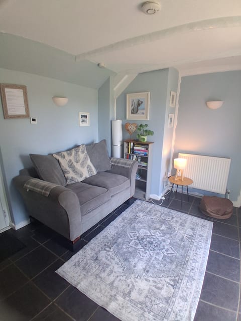 Successful Airbnb property: Relaxing/cosy Pine Cottage, Woolsery/Clovelly in Woolfardisworthy