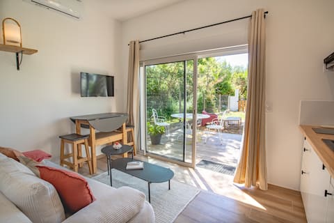 Airbnb performant: Quiet studio in main residence à Porto Vecchio