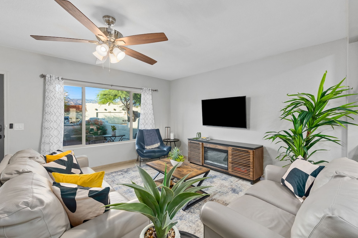 Sabino Canyon Home Amazing Community Pool Epic - Houses for Rent in ...