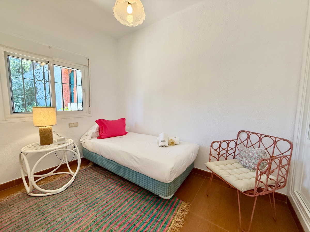 غرفة النوم 2