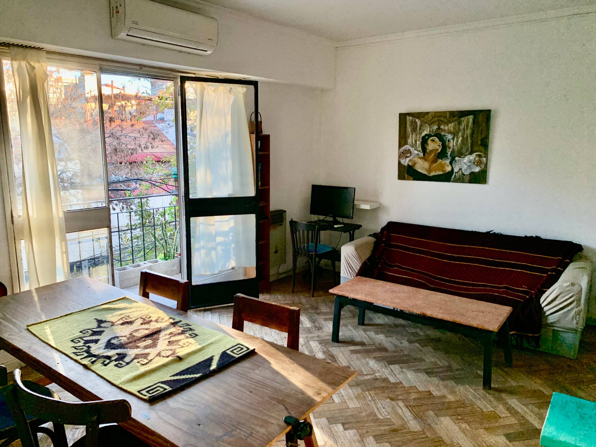 Light and Bohemian Calm in Chacarita