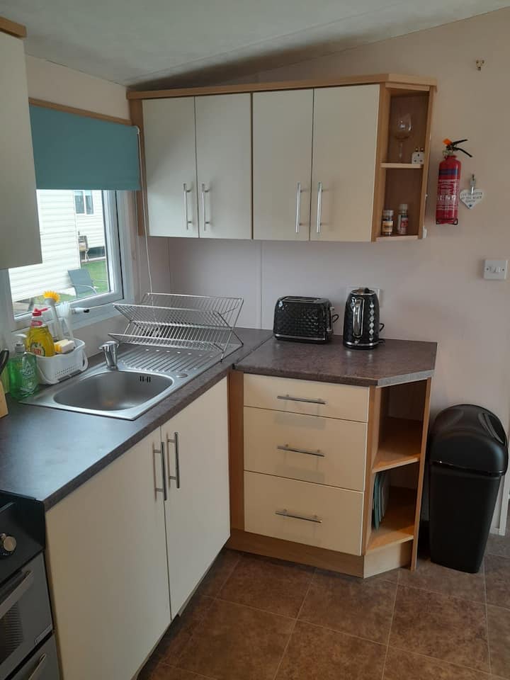 Caravan In Rhyl, North Wales For Holiday- Winkups - Towyn