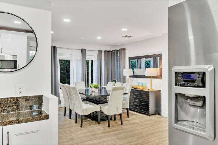 Casa Stella | Tropical Pool | Beach 8 min gallery image 4