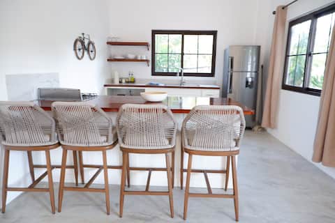 Isleta Escape • 2BR w/ Island Charm