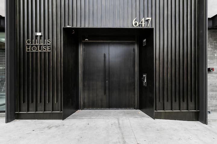 Gillis House 2brdm, Pool, Gym, 2 Parking & Views! - ロサンゼルス
