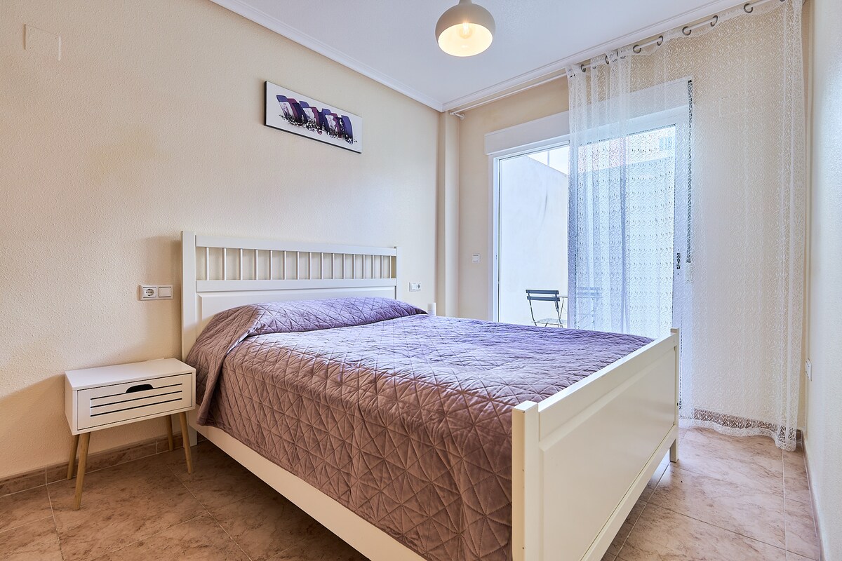 საძინებელი 1