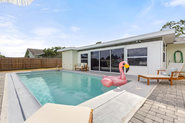 Light & airy hallway