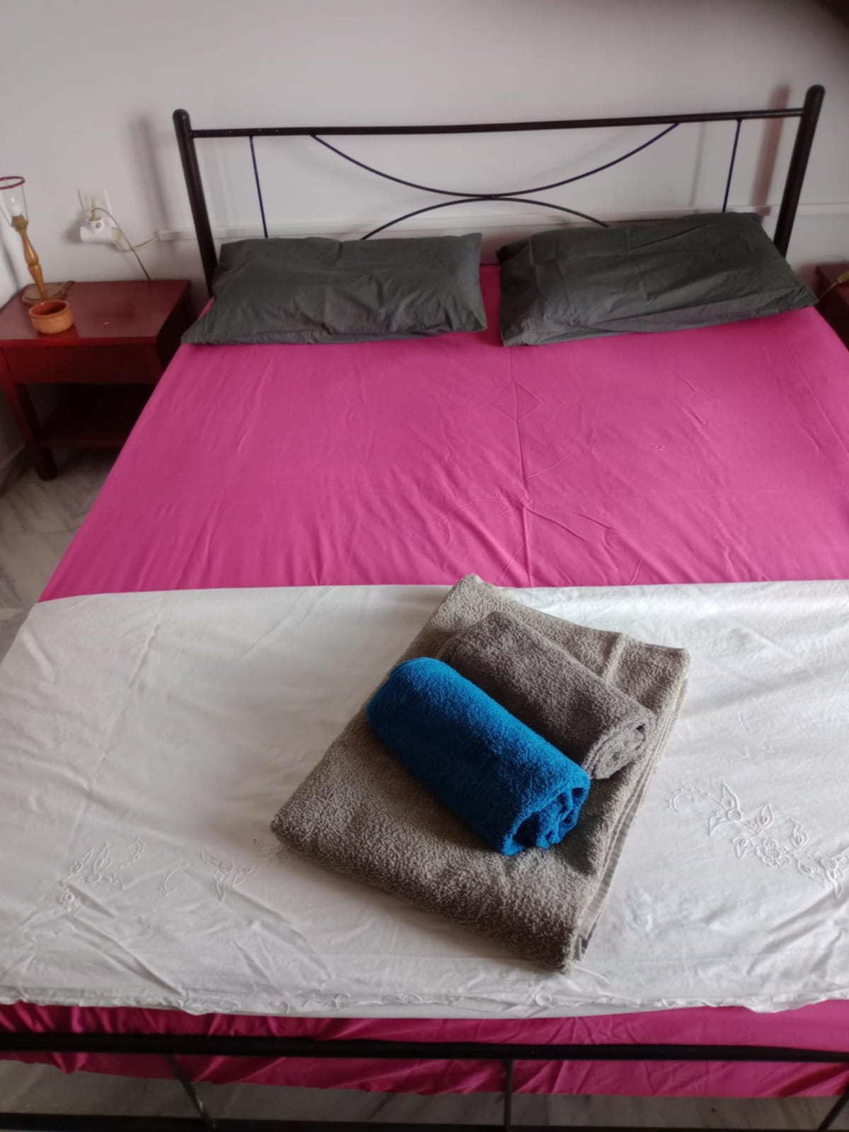 საძინებელი 1