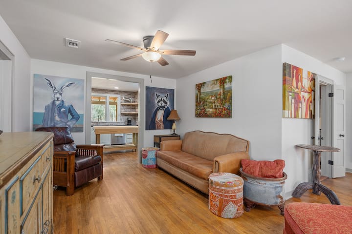 Craftsman Cottage - Downtown - Kerrville, TX