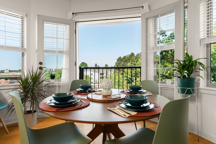 Chic 2BR • King Beds • Huge Patio • 95 Walk Score! gallery image 3